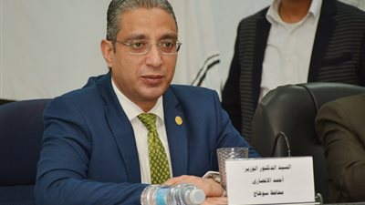 رصف 6 طرق بتكلفة 23 مليونا و500 ألف جنيه بسوهاج 