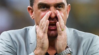 مدرب الأهلي السعودي: لن ننخدع بفوزنا في الجزائر.. والأهلي بمن حضر