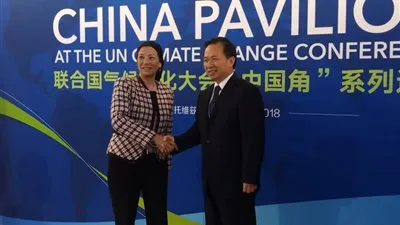 على هامش مؤتمر تغير المناخ ببولندا.. وزيرة البيئة تلتقي نظيرها الصيني