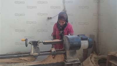 صناعة الأرابيسك في الوادي الجديد مهنة تواجه شبح الانقراض (فيديو)