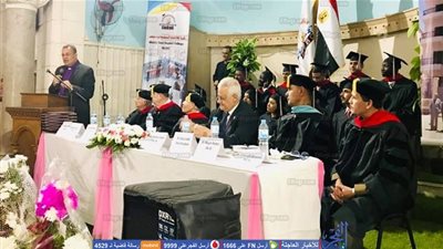 رئيس الطائفة الإنجيلية يشهد حفل تخريج دفعة جديدة من كلية اللاهوت المعمدانية MEBS (صور)