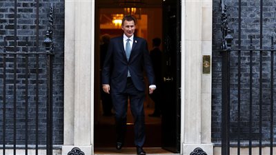 لندن تجدد تمسكها بالاتفاق النووي الإيراني وتنتقد تجارب الصواريخ الباليستية