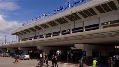 وزير السياحة: مطار تونس قرطاج الدولي لم يعد يستجيب لطموحاتنا 