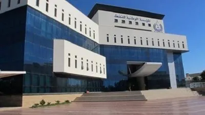 استمرار إغلاق موانئ النفط بشرق ليبيا بسبب سوء الأحوال الجوية