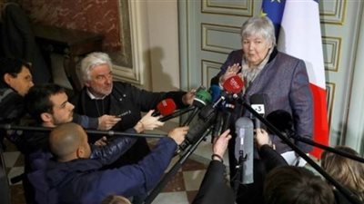 وزيرة التخطيط الفرنسية: عناصر عنيفة تسعى لإسقاط البلاد في الفوضى