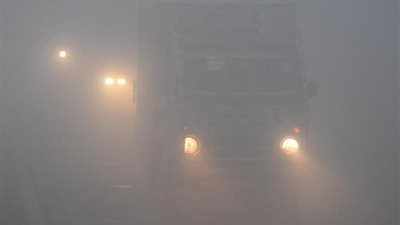 10 خطوات ذهبية للقيادة بأمان في الشبورة الصباحية 