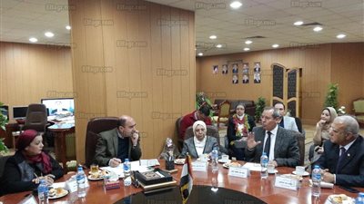 جامعة المنصورة تبحث مع قيادات وزارة الصحة استعدادات انطلاق المرحلة الثالثة من مبادرة رئيس الجمهورية