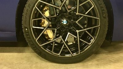 شاهد.. بي ام دبليو M8 Competition بدون تمويهات قبل الكشف عنها