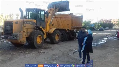 حملة مكبرة لإزالة القمامة بحي ثالث الإسماعيلية (صور)