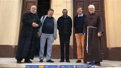 الوفد الفرنسي يزور كنيسة العذراء للكاثوليك بالمطرية