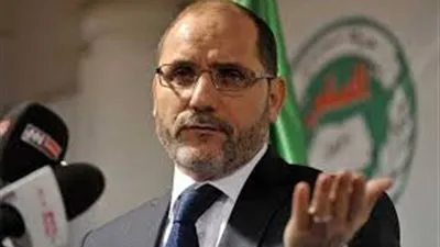 التيار الاخواني بالجزائر يطالب بتأجيل الانتخابات الرئاسية