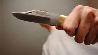 ضبط عاطل بتهمة سرقة طالبين بالإكراه في المقطم