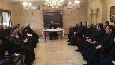 الأنبا إبراهيم اسحاق يعقد الاجتماع الشهري لكهنة الإيبارشية البطريركية (صور)