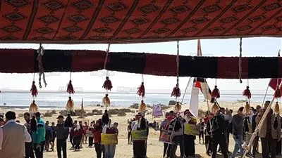 720 طالب وطالبة يمثلون 6 جامعات في المهرجان الأول للتزحلق على الرمال بالفيوم (صور)