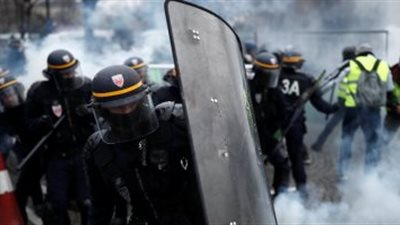 الداخلية الفرنسية: اعتقال 700 باحتجاجات 