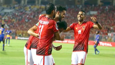 الأهلي يستبعد 8 لاعبين من لقاء طلائع الجيش