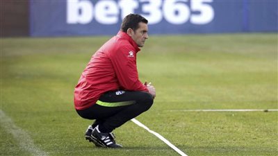 مدرب هويسكا: نسعى لتعقيد المباراة على ريال مدريد