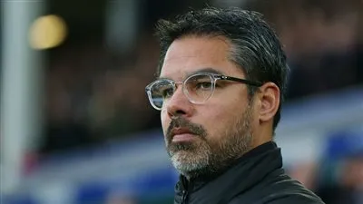 مدرب هدرسفيلد بعد الخسارة من أرسنال: سعيد لمقاتلة لاعبي فريقي