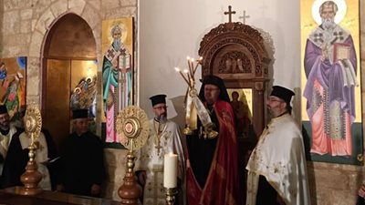 بطريرك الروم الكاثوليك يحضر تنصيب راعي إيبارشية بيروت