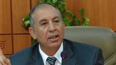 سائقو التاكسي عن قرار محافظ البحر الأحمر منعهم من ارتداء الجلباب: 