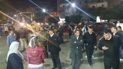 مدير أمن الإسماعيلية يقود حملة ليلية لإزالة الإشغالات (فيديو وصور)