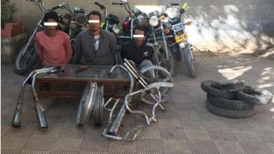  ضبط تشكيل عصابي تخصص في سرقة الدرجات النارية بأخميم