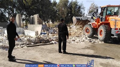 إزالة تعديات على 375 متر من أملاك الدولة بفيصل بالسويس (صور)