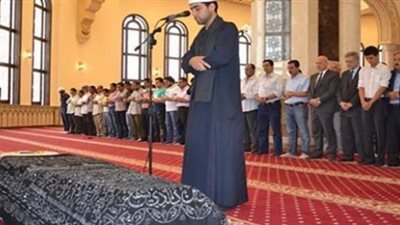 صلاة الجنازة.. هل يجوز تكرارها على المتوفي؟