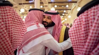 الوئام- السعودية| ولي العهد يؤدي صلاة الميت على الأميرة الجوهرة