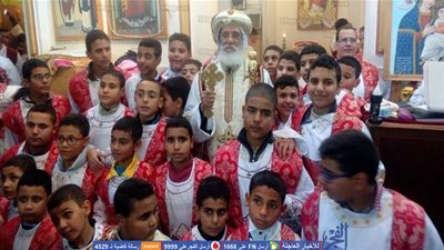 رسامة 93 شماسًا لقرية نزة الحاجر بإيبارشية طهطا للأرثوذكس (صور)