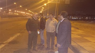 إصابة شخص في انقلاب سيارة ملاكي بالعاشر من رمضان (صور)