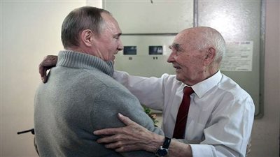 الكشف عن تصريح دخول لمقرّ الاستخبارات الألمانية باسم بوتين