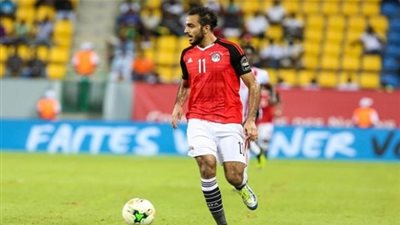 نجوم المنتخب يتدخلون لإنهاء أزمة 