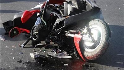 إصابة شخص وتوقف حركة المرور إثر انقلاب دراجة بخارية داخل نفق الأزهر