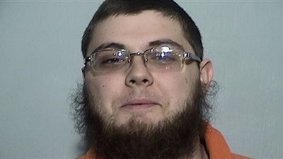 السلطات الأمريكية تتهم رجلاً بتقديم دعم مادي لداعش