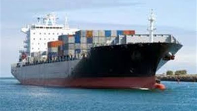 موانئ بورسعيد تسجل تداول 19 سفينة حاويات وبضائع عامة 