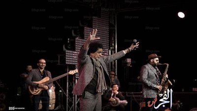 شاهد.. محمد منير يشارك جمهوره لقطات من حفله بشرم الشيخ (صور)