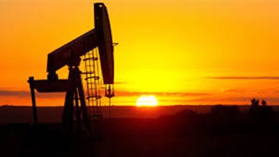 انخفاض المخزون الأمريكي من النفط 