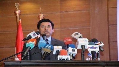 وزير الرياضة: ننتظر رد رئيس الكاف بشأن استضافة مصر أمم إفريقيا 2019