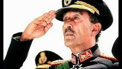 بمناسبة مرور 100 عام على ميلاده.. ترامب يوقع قانونًا لتكريم 