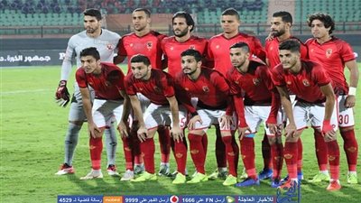 الأهلي يفاضل بين مدربين لخلافة باتريس كارتيرون