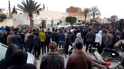 مجموعة مسلحة قامت بعمليتي سطو على الفرع البنكي بالسبيية وقتلت شقيق الشهيد الغزلاني