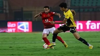 الإنتاج الحربي يوضح حقيقة مفاوضات الأهلي مع محمود حمادة