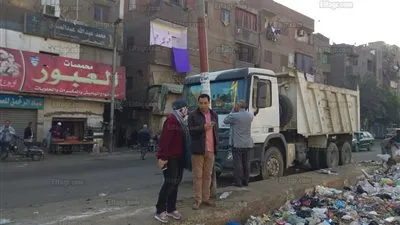 حملة مكبرة لرفع الاشغالات بكلية الزراعة ومخلفات القمامة بغرب شبرا الخيمة (صور)