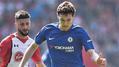 برشلونة يقدم عرضًا رسميًا لمدافع تشيلسي 