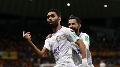 أبوتريكة يوجه رسالة نارية إلى حسين الشحات بعد مباراة الترجي