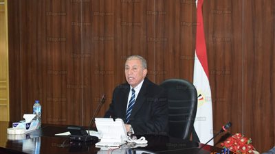 محافظ البحر الأحمر يستعرض أخر المستجدات بشأن مبادرة 