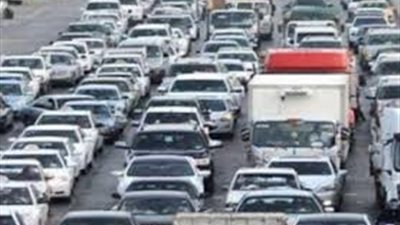 إصابة شخصين في انقلاب سيارة نقل محملة بالبنزين بطريق بلبيس-العاشر