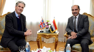 السفير البريطاني: الإجراءات الأمنية بالمطارات المصرية تضاهي أعلى المستويات العالمية