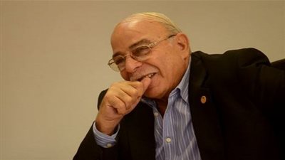 كمال درويش: تدريب 